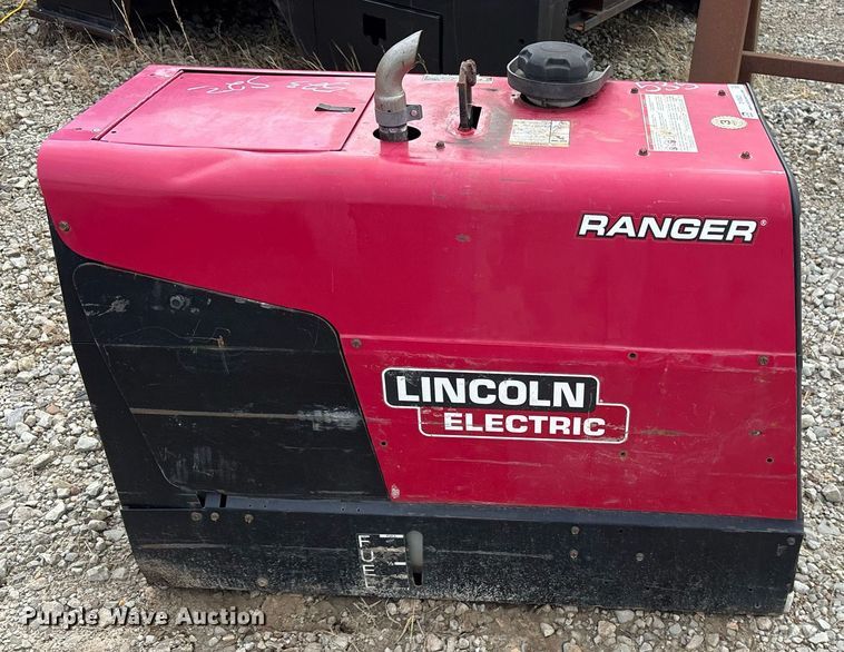 image for item DY0523 Lincoln Electric Ranger 225 welder/generator