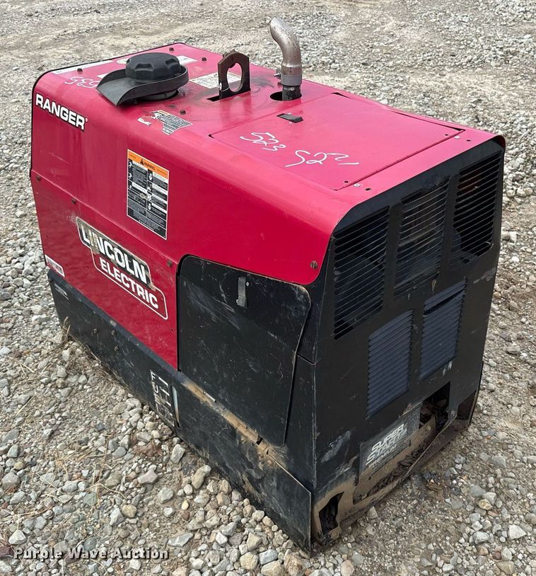 image for item DY0523 Lincoln Electric Ranger 225 welder/generator