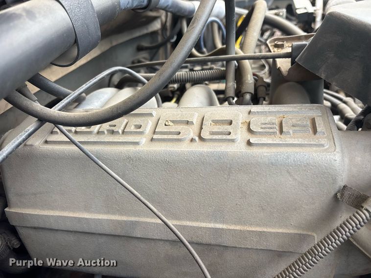 image for item DY0525 1989 Ford F150 pickup truck