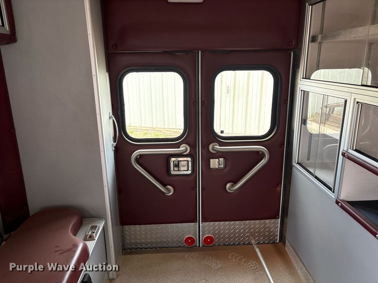 image for item DY2492 1997 Ford E350 ambulance