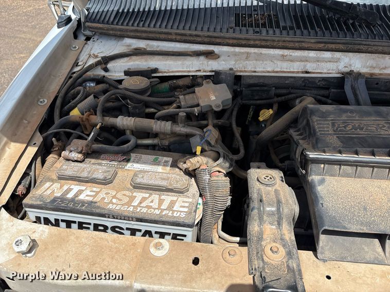 image for item DY2492 1997 Ford E350 ambulance