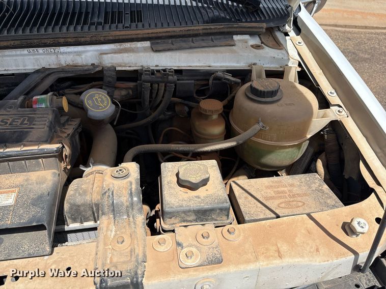 image for item DY2492 1997 Ford E350 ambulance