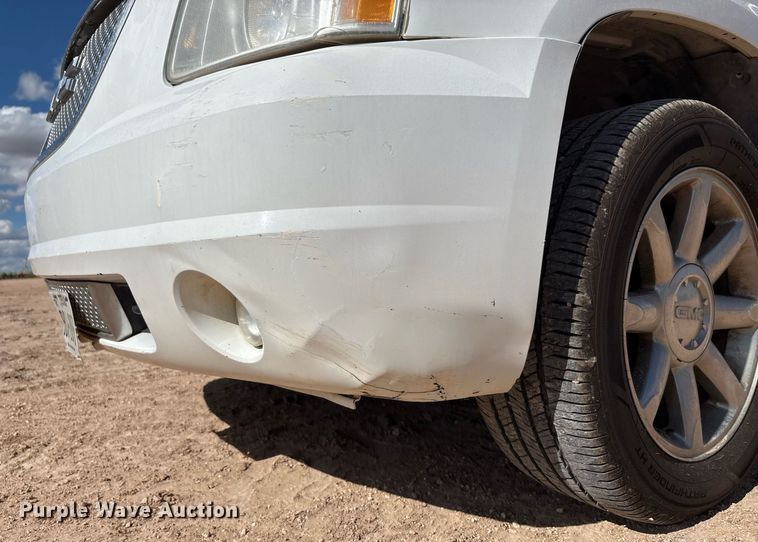 image for item DY2499 2007 GMC Yukon Denali XL SUV