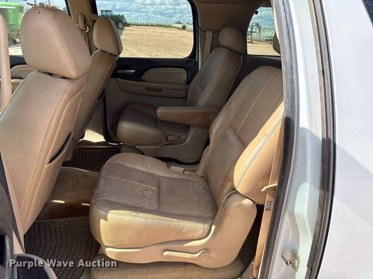 image for item DY2499 2007 GMC Yukon Denali XL SUV