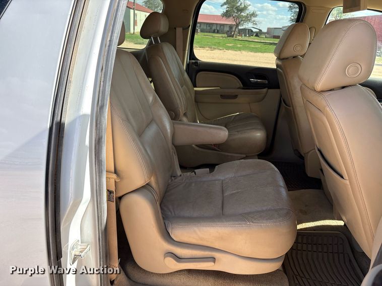 image for item DY2499 2007 GMC Yukon Denali XL SUV