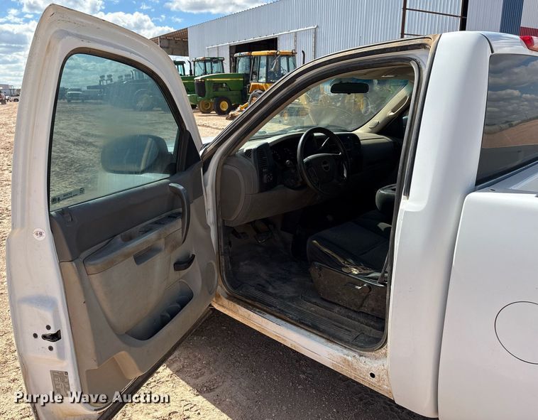 image for item DY2500 2011 GMC Sierra 1500 pickup truck