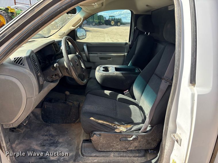 image for item DY2500 2011 GMC Sierra 1500 pickup truck