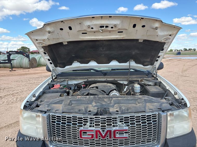 image for item DY2500 2011 GMC Sierra 1500 pickup truck