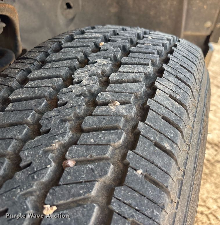 image for item DY2500 2011 GMC Sierra 1500 pickup truck