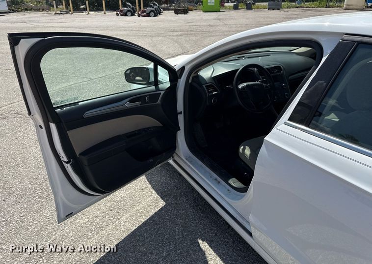 image for item DZ4086 2019 Ford Fusion 