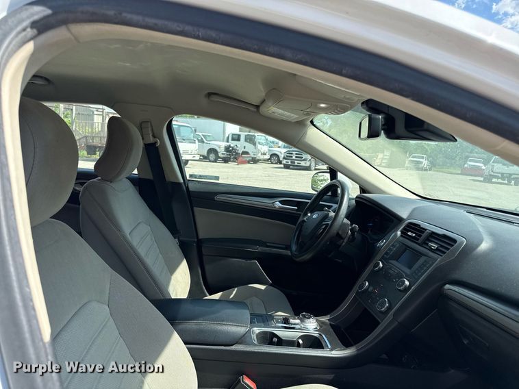 image for item DZ4086 2019 Ford Fusion 