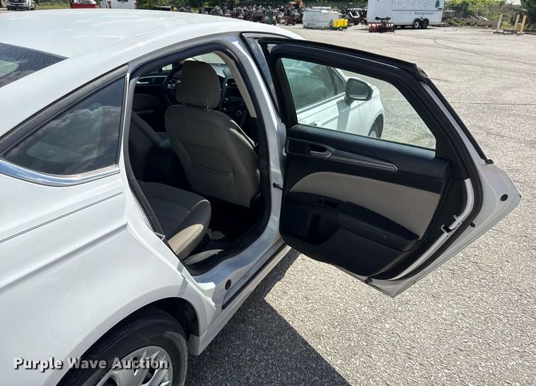 image for item DZ4086 2019 Ford Fusion 