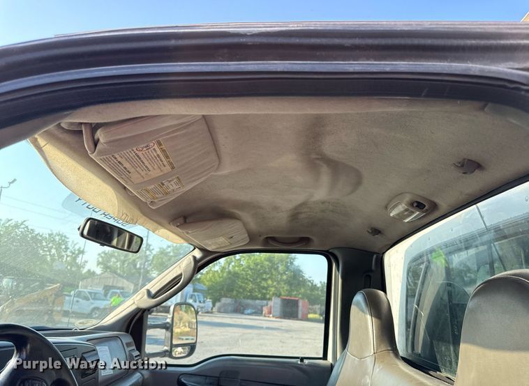 image for item DZ4092 2005 Ford F450 Super Duty XL dump flatbed truck