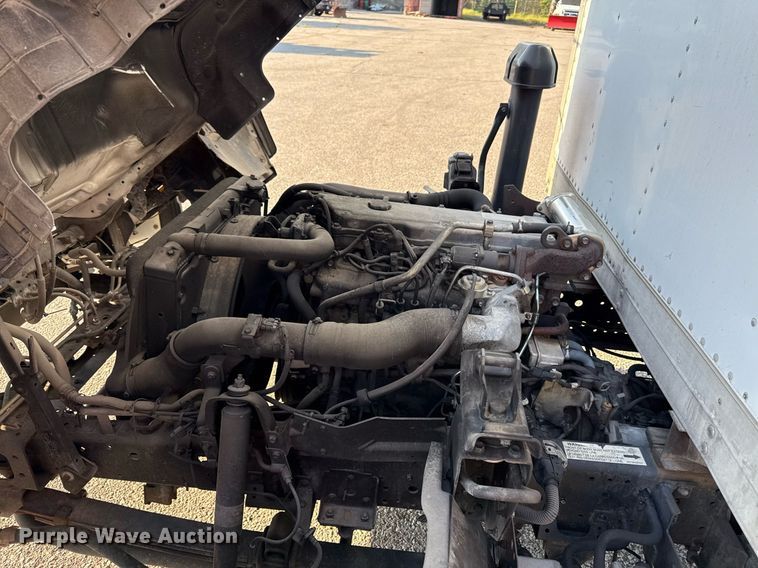 image for item DZ4093 2005 Isuzu NPR HD box truck