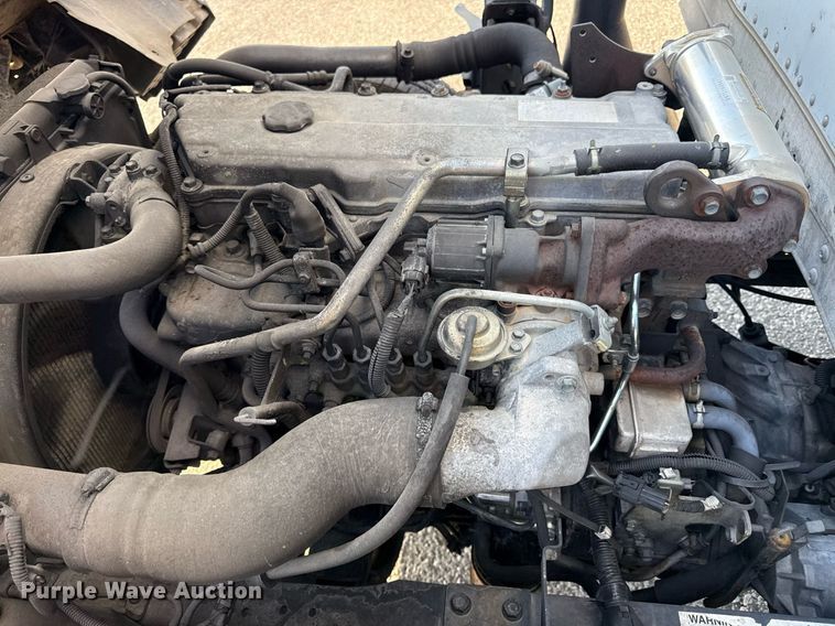 image for item DZ4093 2005 Isuzu NPR HD box truck