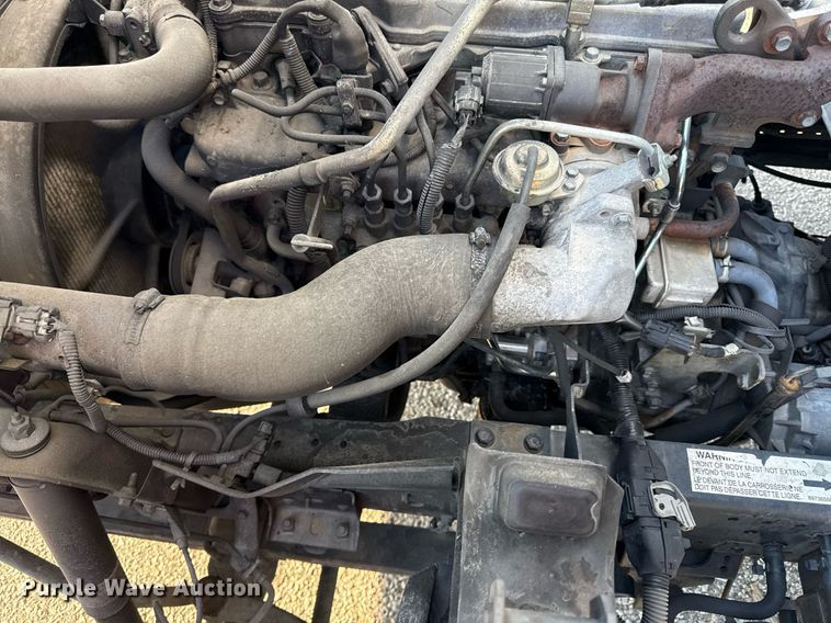 image for item DZ4093 2005 Isuzu NPR HD box truck