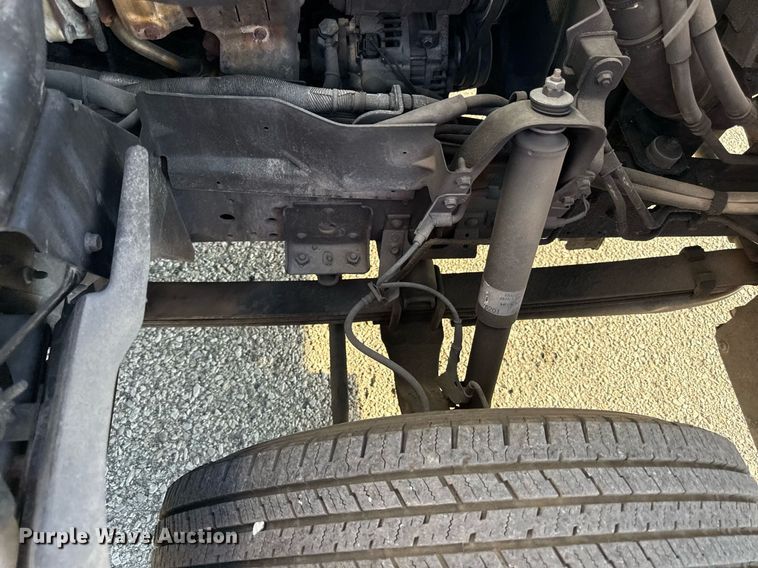 image for item DZ4093 2005 Isuzu NPR HD box truck