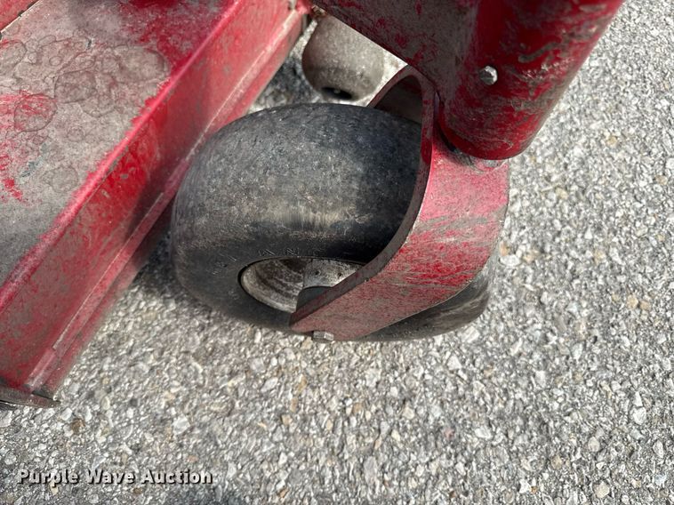 image for item DZ4098 (3) Exmark ZTR lawn mowers