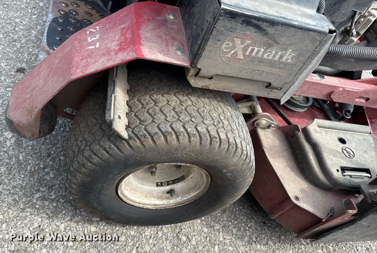 image for item DZ4098 (3) Exmark ZTR lawn mowers