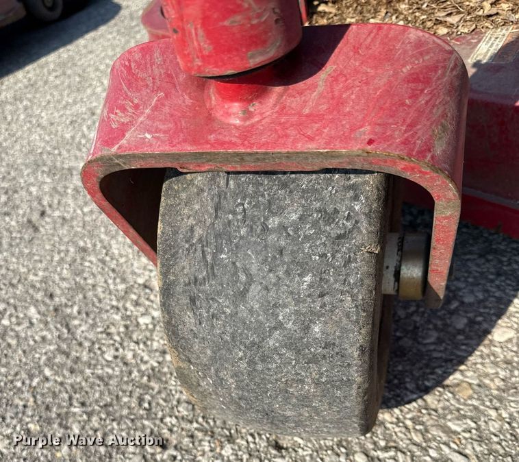 image for item DZ4106 (2) Exmark ZTR lawn mowers