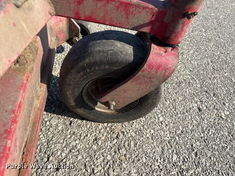 image for item DZ4106 (2) Exmark ZTR lawn mowers