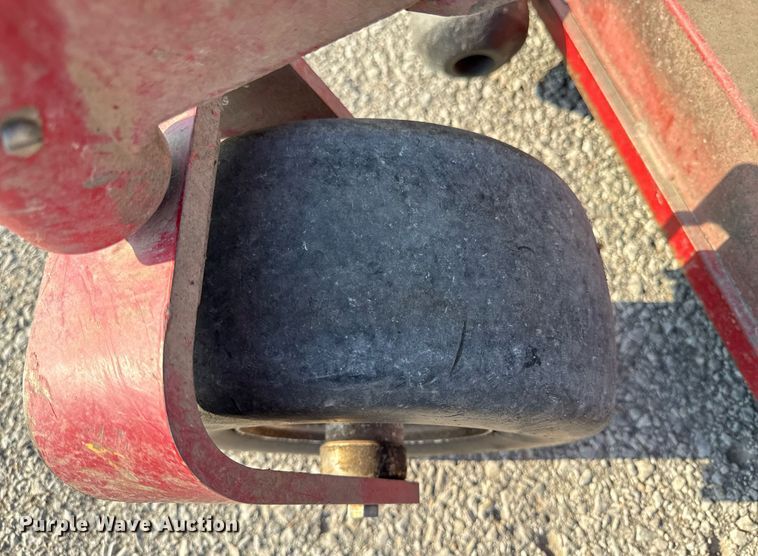 image for item DZ4118 (2) Exmark ZTR lawn mowers