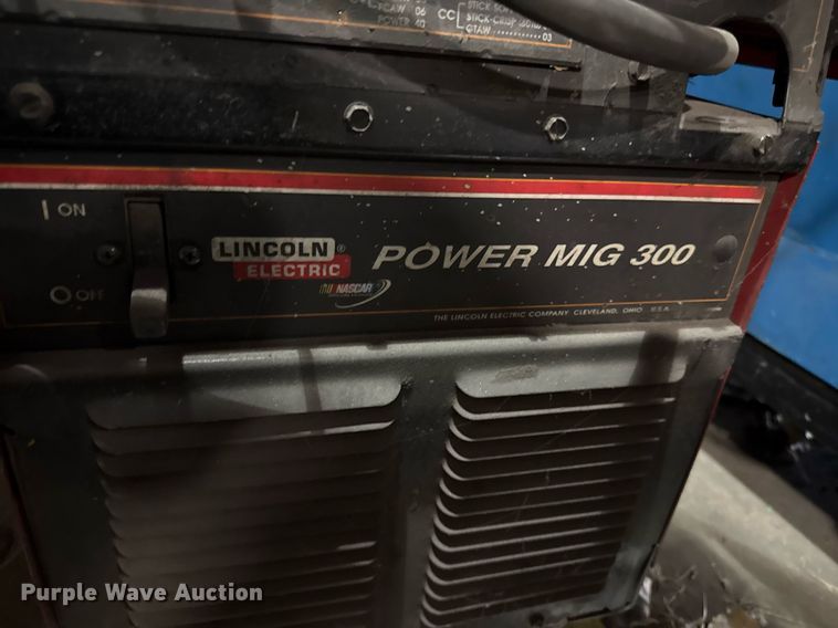 image for item DZ4137 (6) welders