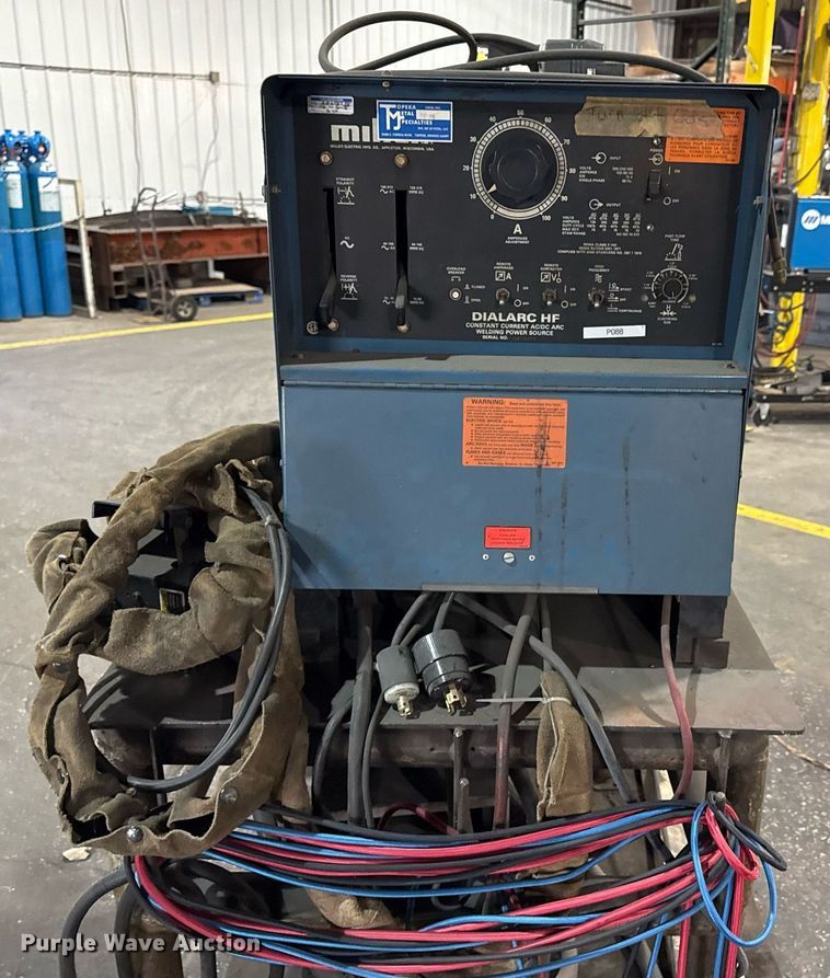 image for item DZ4137 (6) welders
