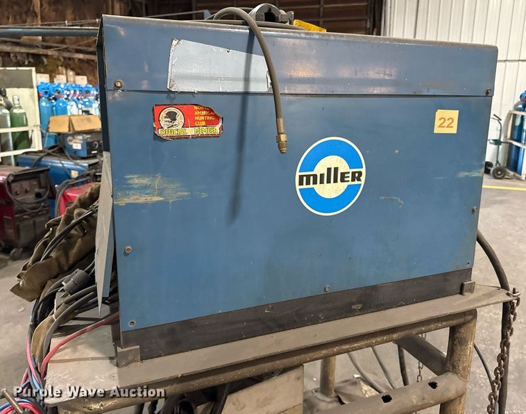 image for item DZ4137 (6) welders