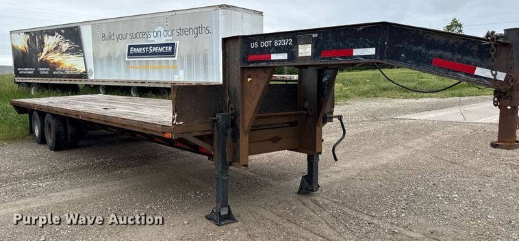 image for item DZ4141 2003 Neal Manufacturing flatbed trailer