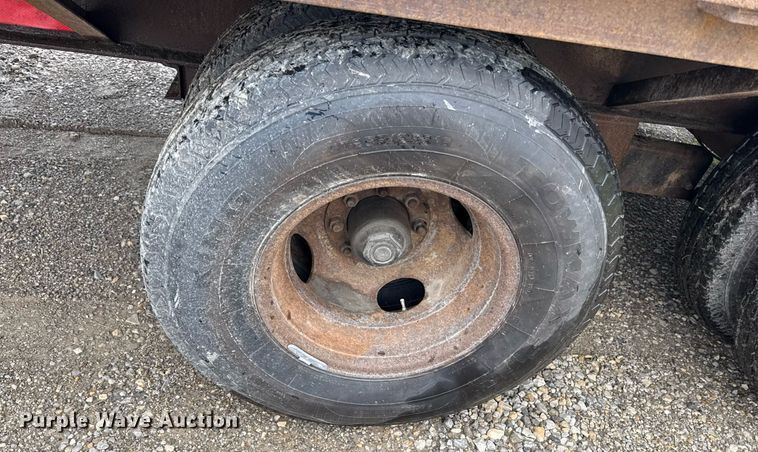 image for item DZ4141 2003 Neal Manufacturing flatbed trailer