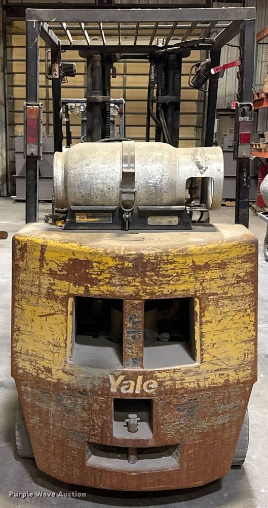 image for item DZ4143 Yale forklift