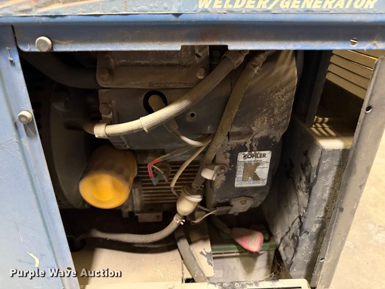 image for item DZ4144 Miller trailblazer 302 welder