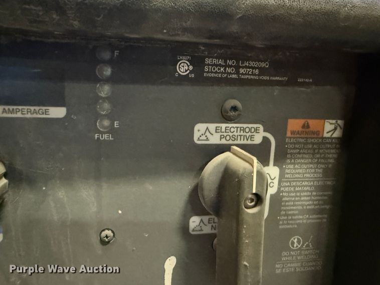 image for item DZ4144 Miller trailblazer 302 welder