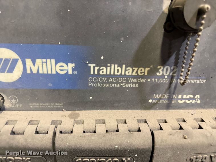 image for item DZ4145 Miller trailblazer 302 welder/generator