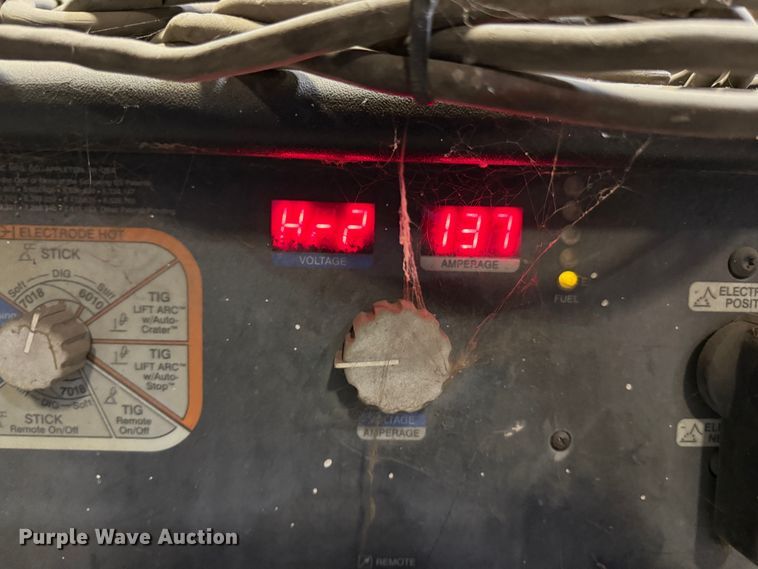 image for item DZ4145 Miller trailblazer 302 welder/generator