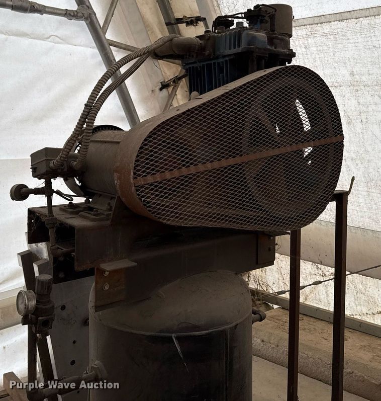 image for item DZ4148 (2) air compressors