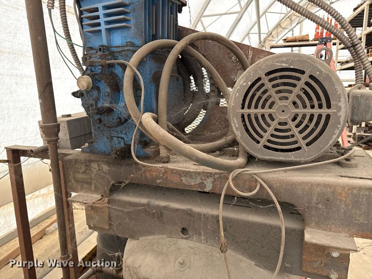 image for item DZ4148 (2) air compressors