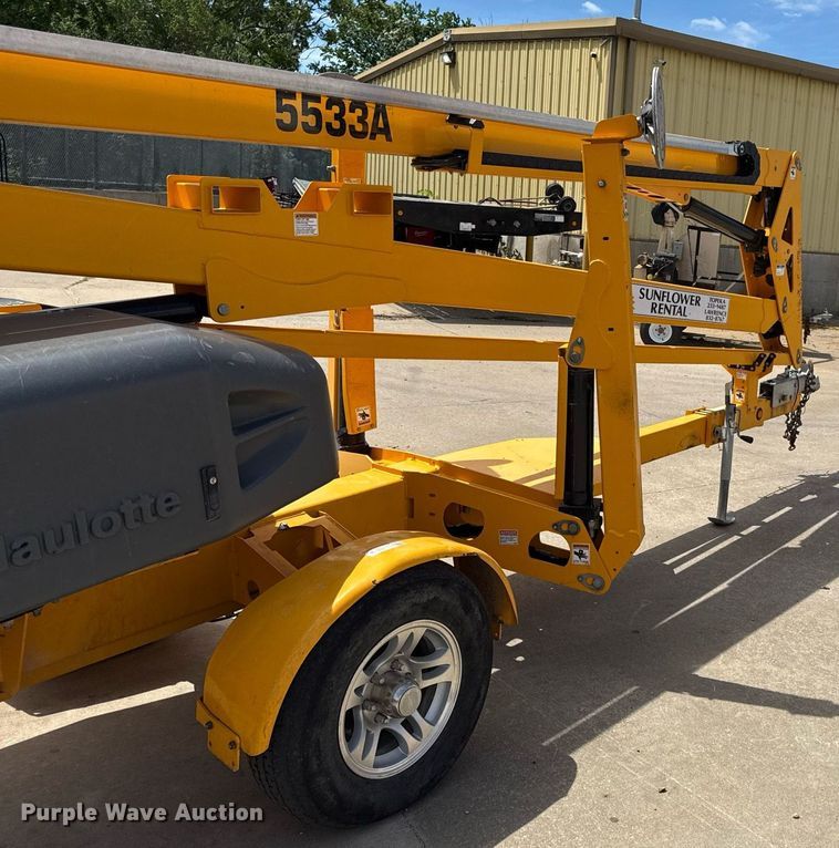 image for item DZ4149 2022 Haulotte 5533A boom lift