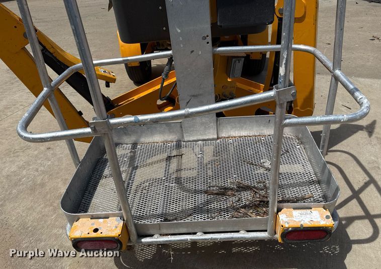 image for item DZ4149 2022 Haulotte 5533A boom lift