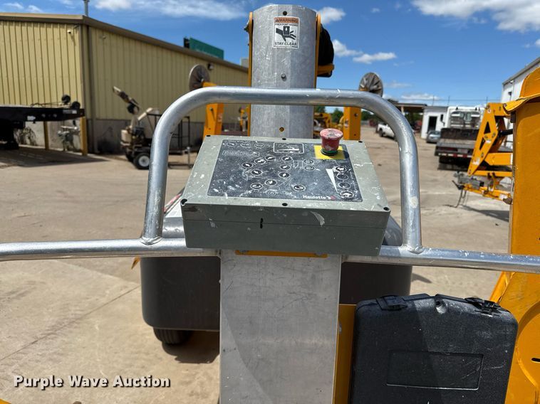 image for item DZ4149 2022 Haulotte 5533A boom lift