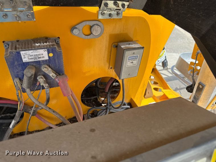 image for item DZ4149 2022 Haulotte 5533A boom lift