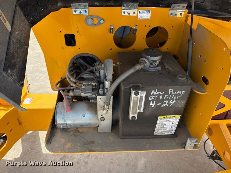 image for item DZ4149 2022 Haulotte 5533A boom lift