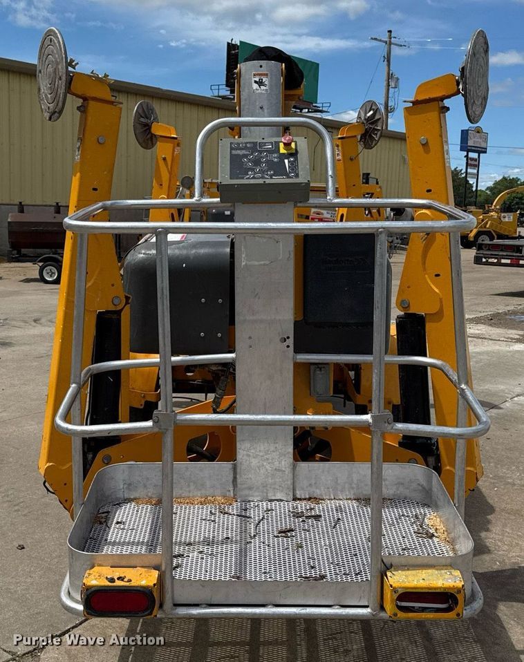 image for item DZ4150 2020 Haulotte 5533A boom lift