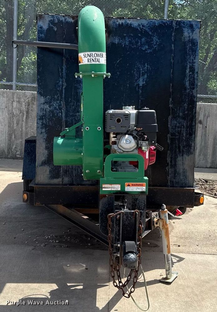 image for item DZ4151 Leaf vacuum