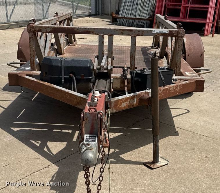 image for item DZ4154 1999 Escalate trailer ET4000 utility trailer