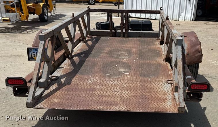 image for item DZ4154 1999 Escalate trailer ET4000 utility trailer