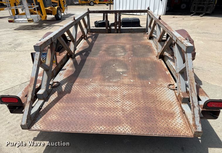 image for item DZ4154 1999 Escalate trailer ET4000 utility trailer