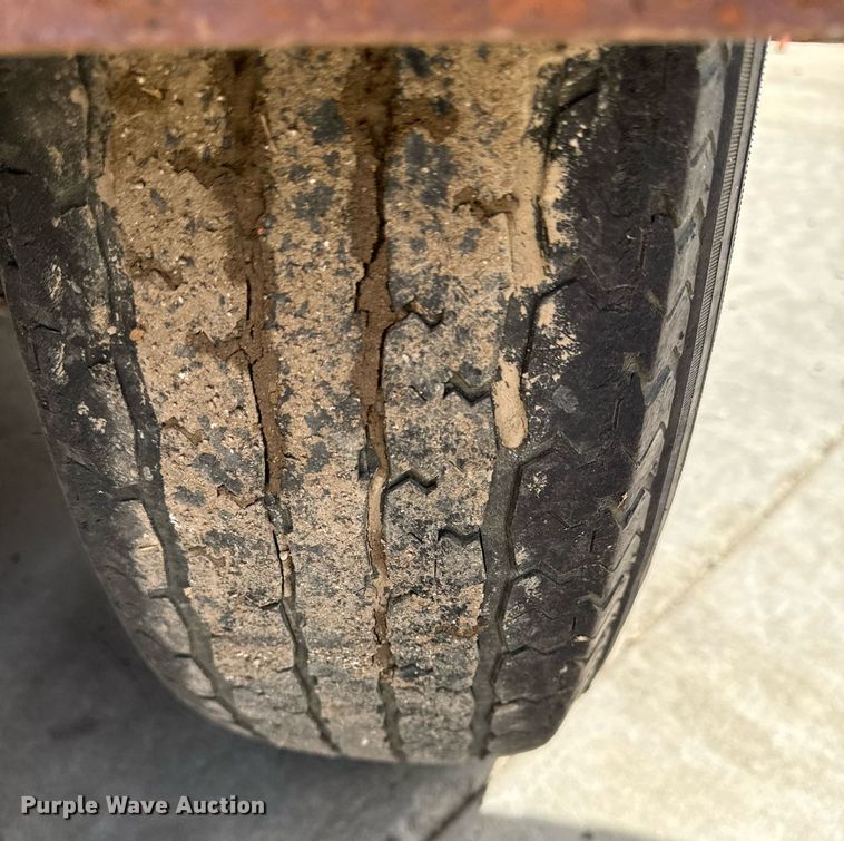 image for item DZ4154 1999 Escalate trailer ET4000 utility trailer