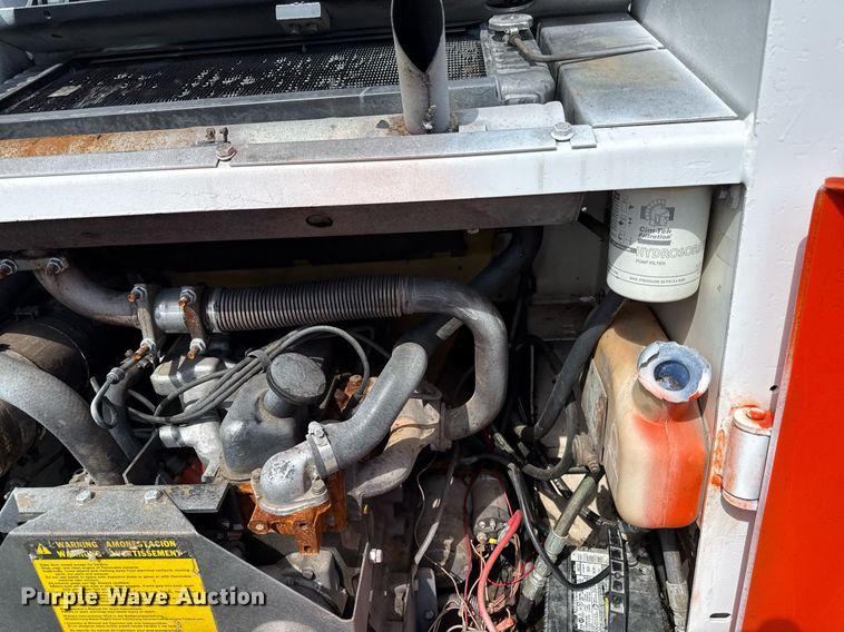 image for item DZ4155 1983 Bobcat 642 skid steer loader